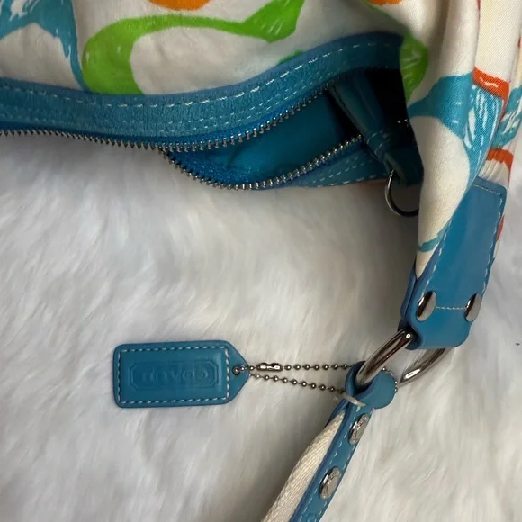 Patterned Women's Bag - Picture 9 of 13